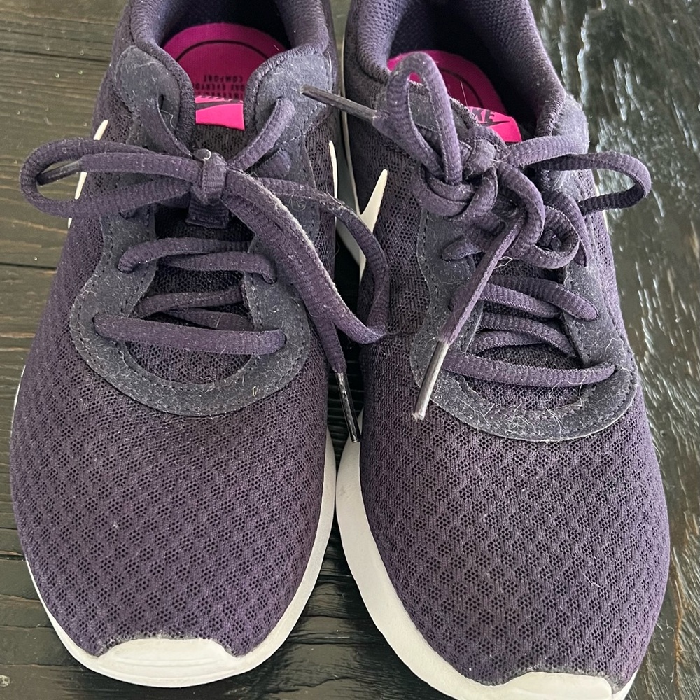 Ladies Nike Sneakers